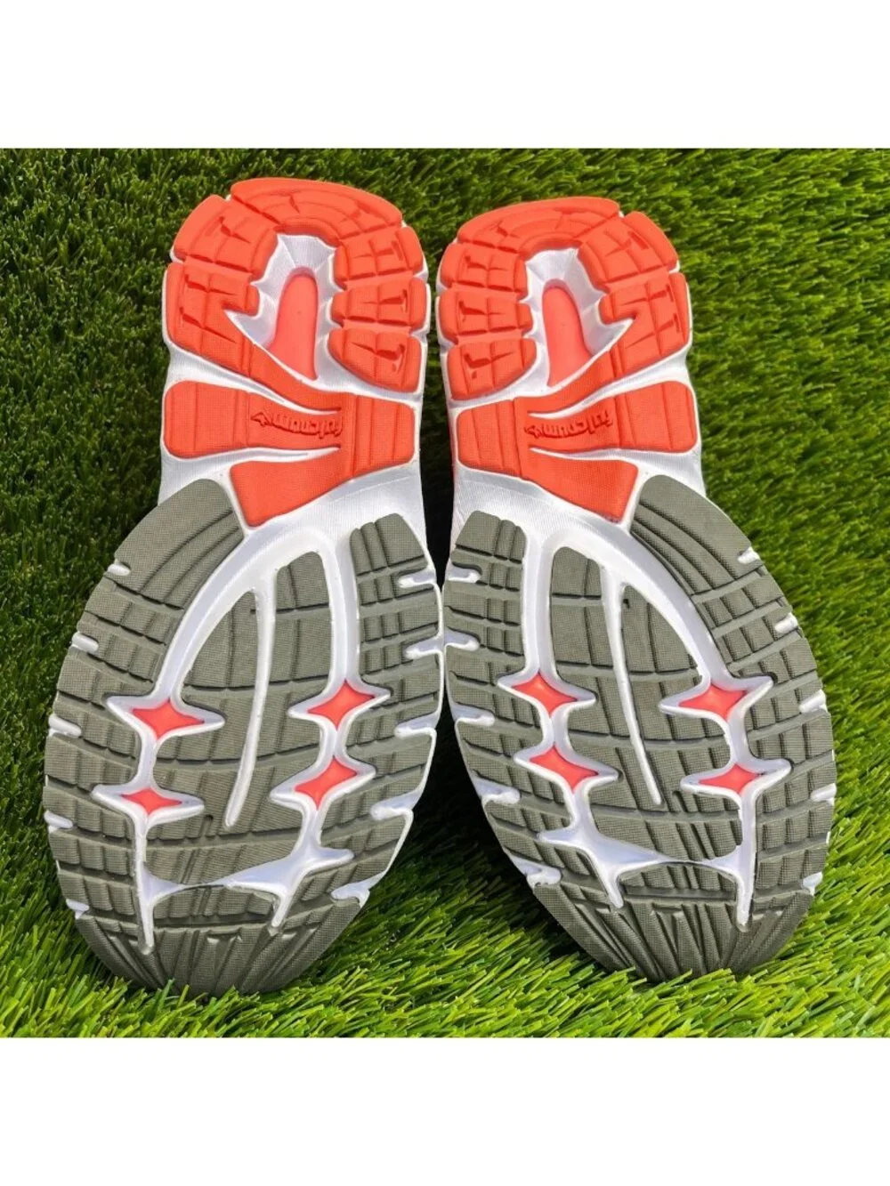 Karhu Fast 7 MRE Womens Size 7.5 Jet Black Coral Walking Running Shoes Sneakers
